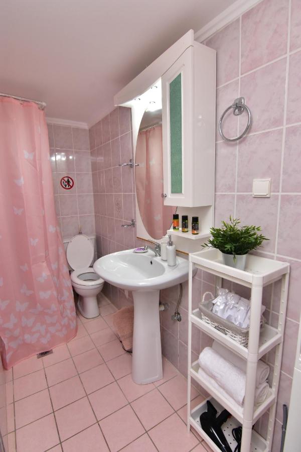 Iakovos Apartments Chorafakia المظهر الخارجي الصورة