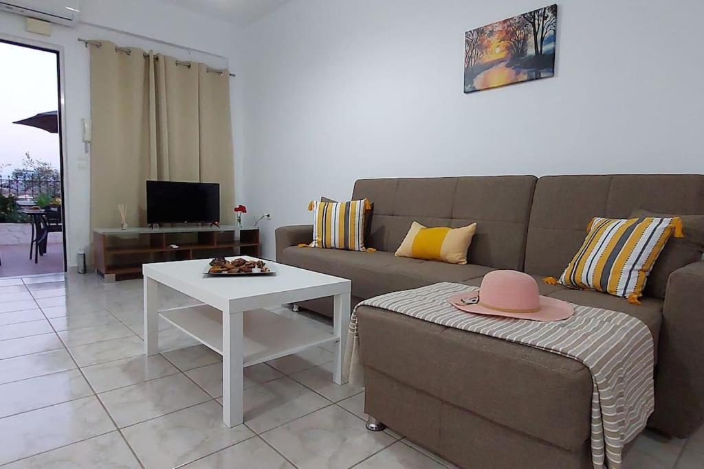 Iakovos Apartments Chorafakia المظهر الخارجي الصورة